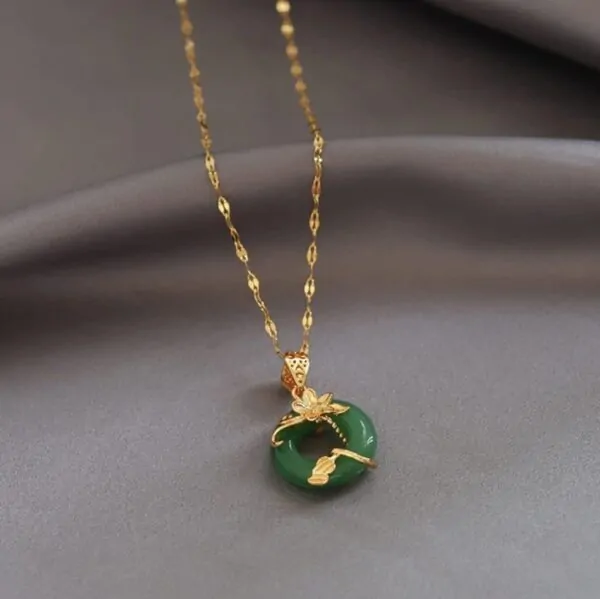 Round Green White Locket