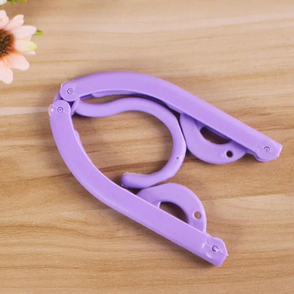 Folding Clothes Hanger