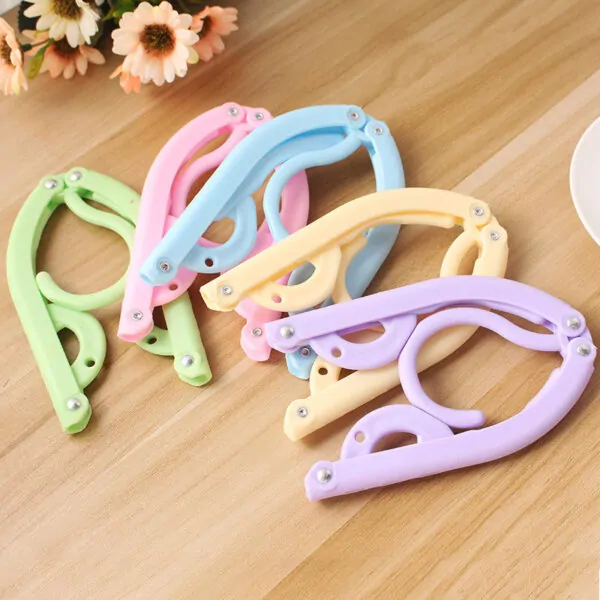 Folding Clothes Hanger